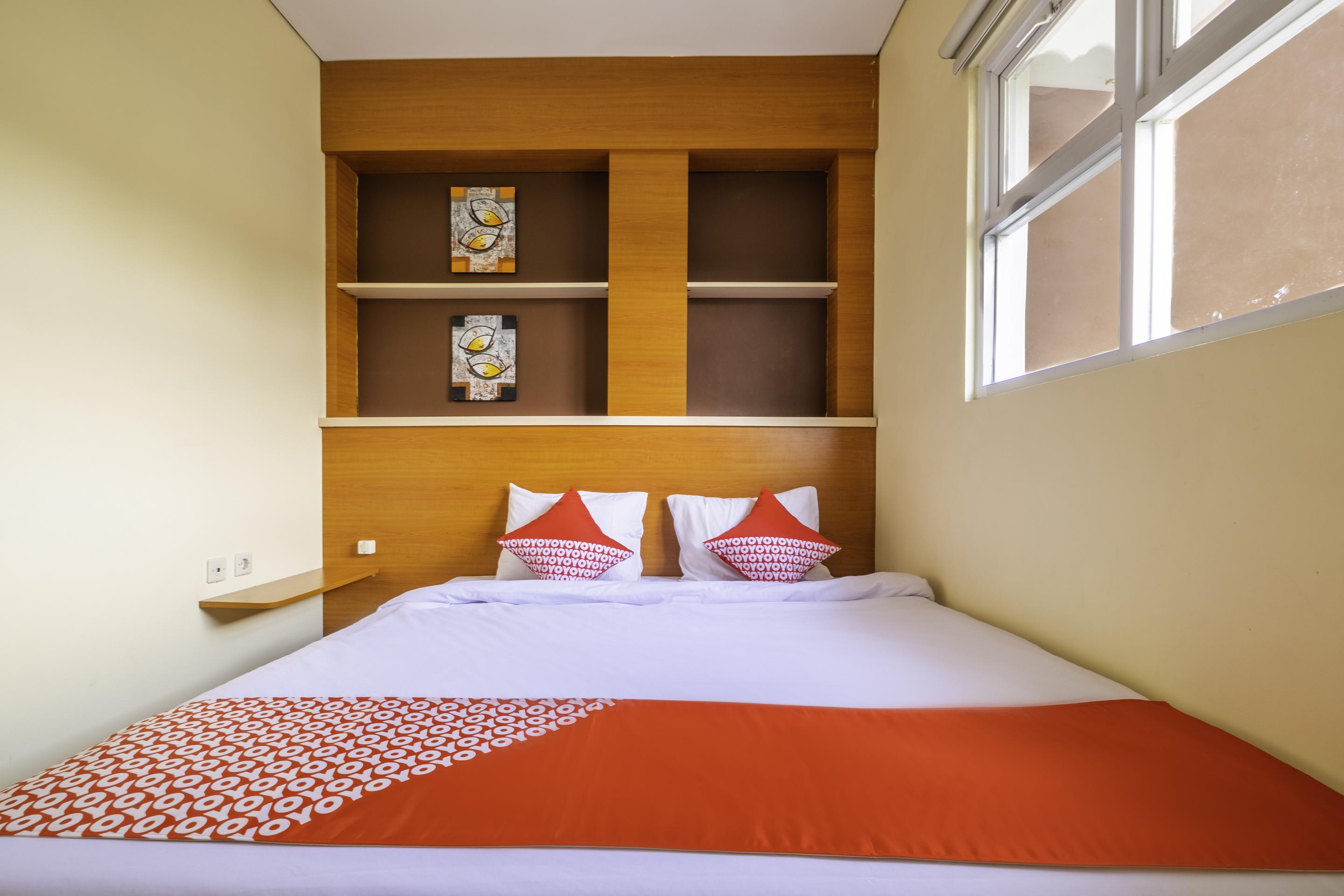 Oyo 2947 Cluster Harris Home Stay & Kos Cimindi Bagian luar foto