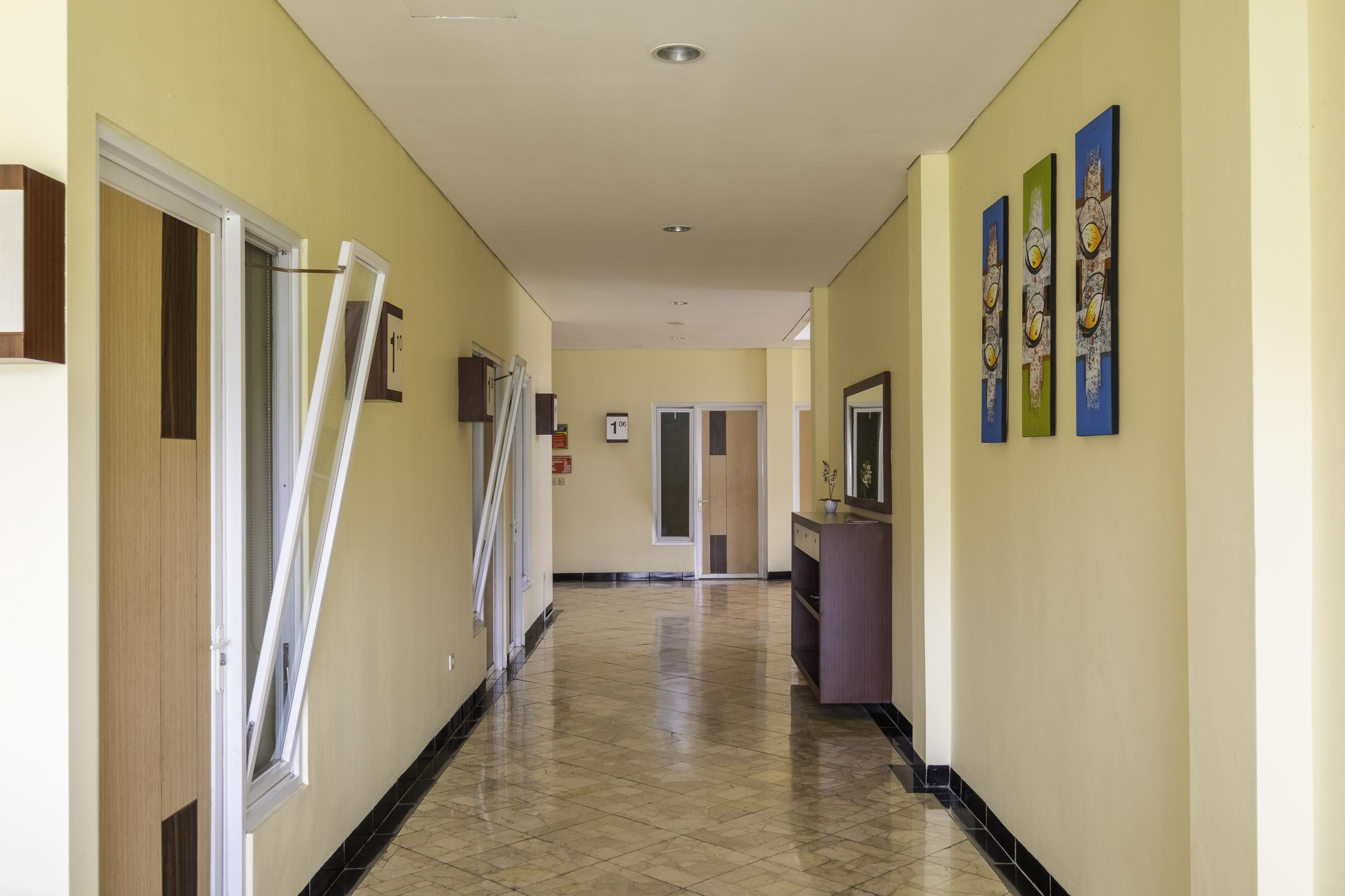Oyo 2947 Cluster Harris Home Stay & Kos Cimindi Bagian luar foto